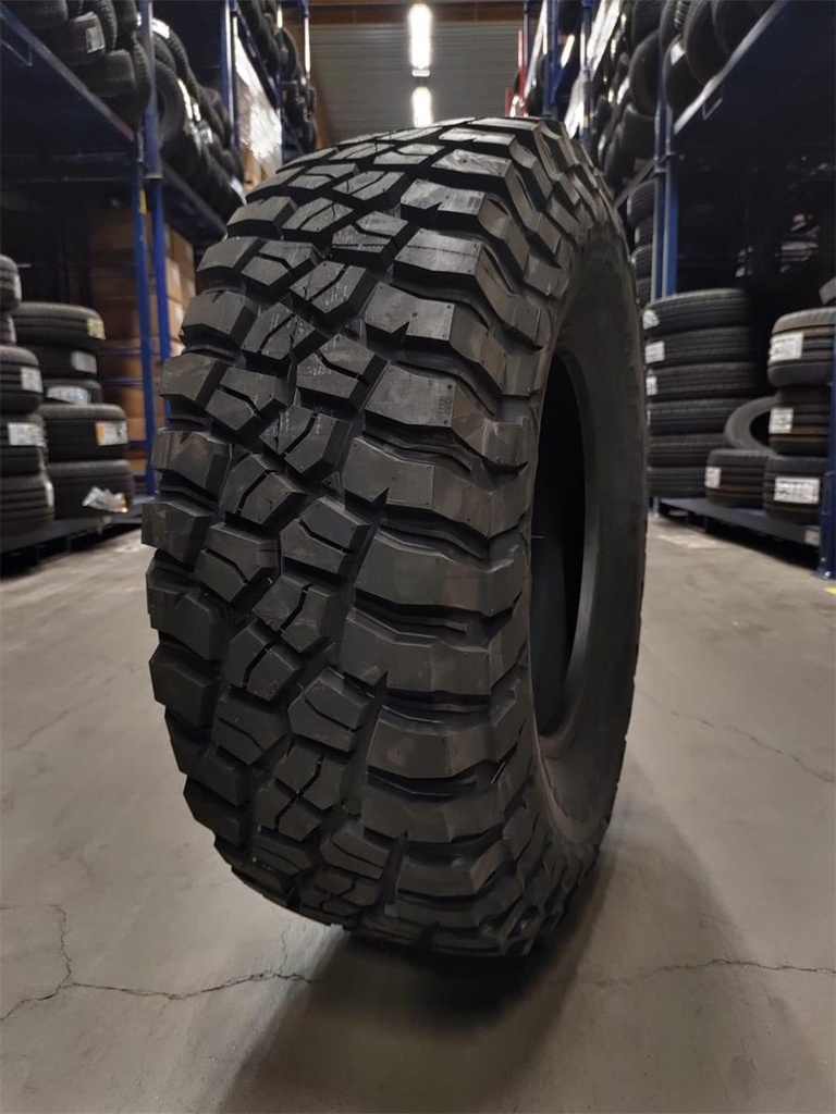 305/70R16 118Q BFGOODRICH MUD TERRAIN T/A KM3 XL